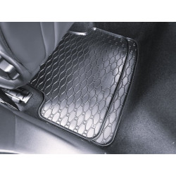 Pryžové rohože na míru pro VW Golf VIII eTSI HB (od 2020)