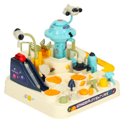 Parkovací garáž s tříúrovňovým výtahem 2v1