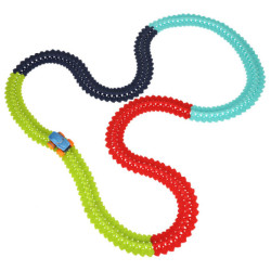 Automobilová závodní dráha s autem 198 prvků