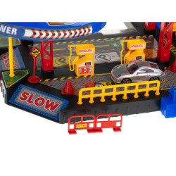 Parkovací garáž dvoupatrová čerpací stanice myčka aut