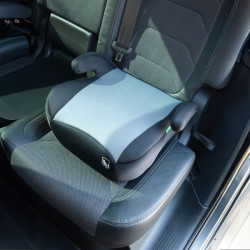 Podsedák do auta Automax - šedý